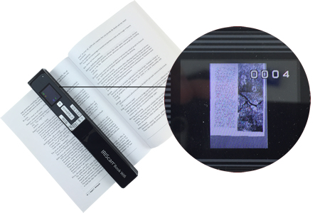 Preview your scans on a bright 1,5”color screen