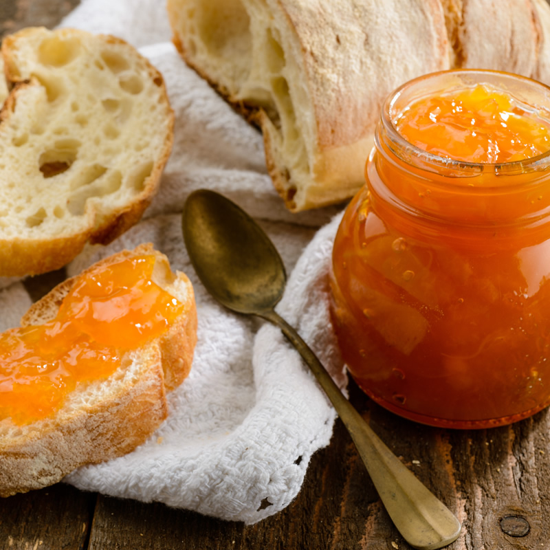 Snack bread and jam