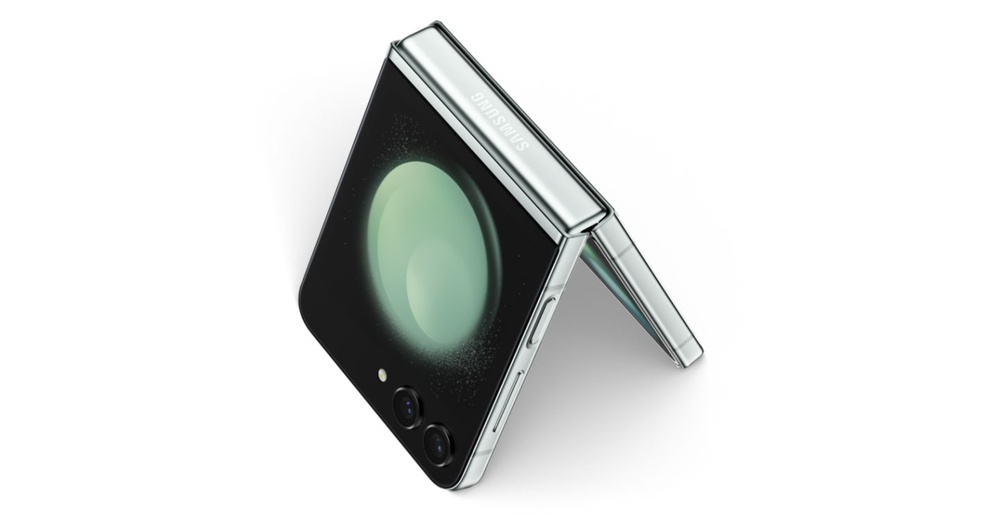 Das bisher größte Frontdisplay 
eines Galaxy Z Flip
