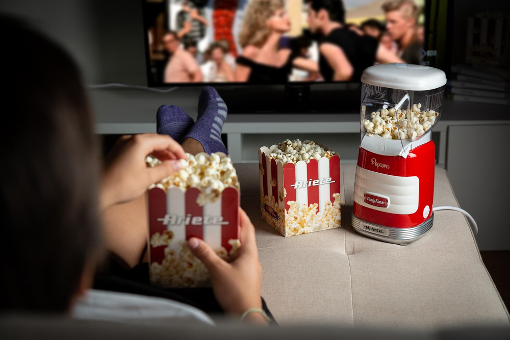 Popcorn with the family...