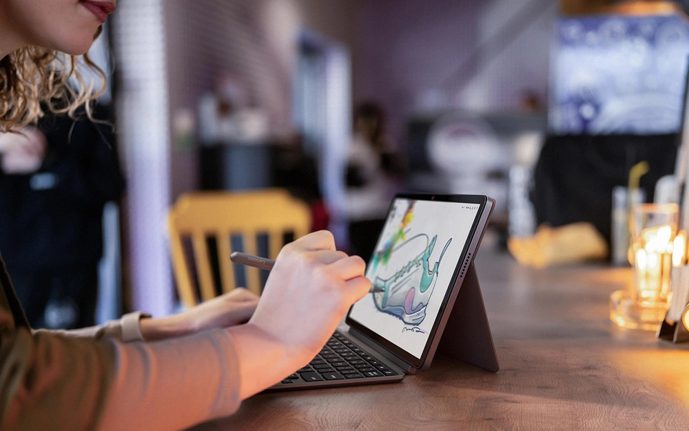 <p>Immersive Entertainment & Creative Tools</p>