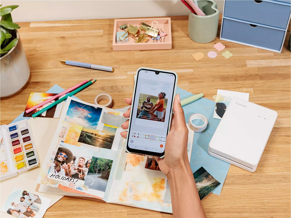 Dai sfogo alla tua creatività con l'app SELPHY Photo Layout