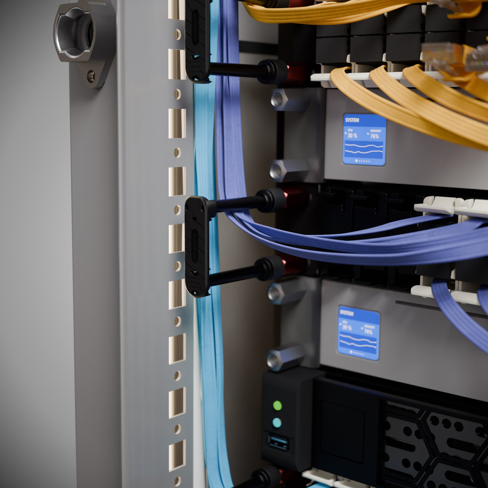 0RU Cable Management Built-In