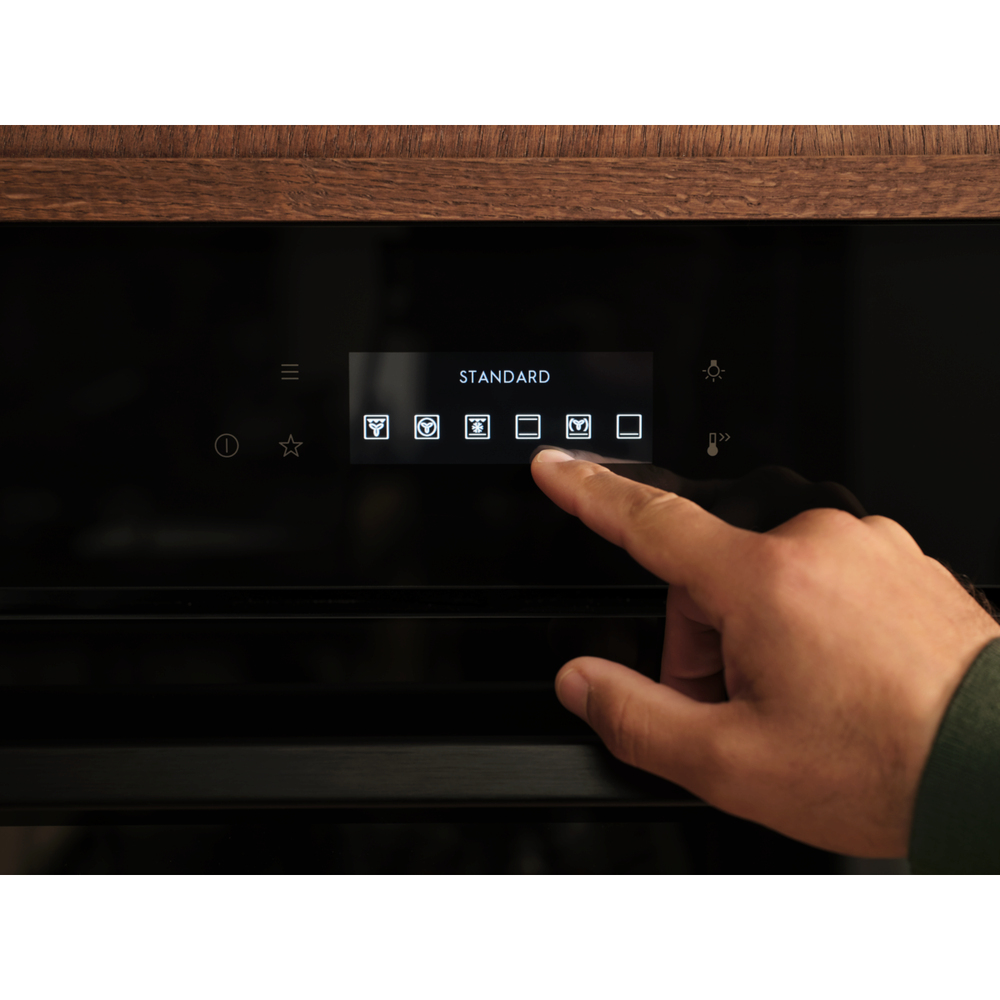 Cottura al forno intuitiva con il display touch EXCite