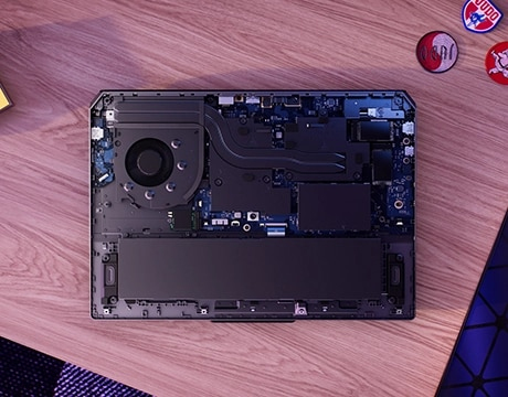 Doppio slot SSD e RAM