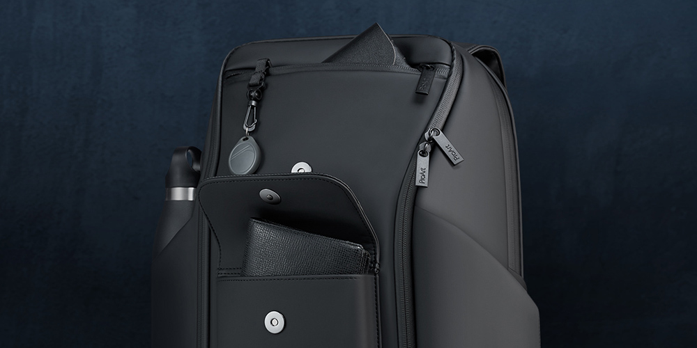 Three front pockets