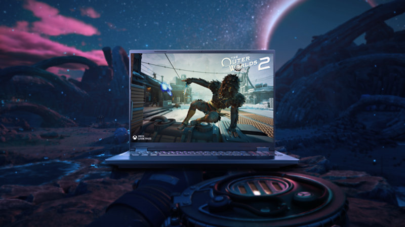 A DISPLAY THAT BRINGS GAMING TO LIFE