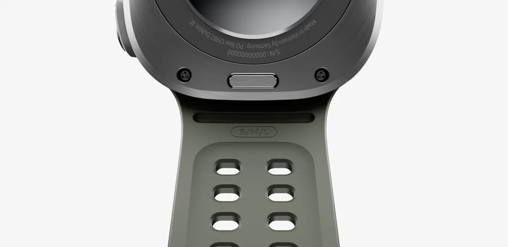 Change bands effortlessly with just a click