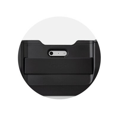 Self-adjusting hand strap