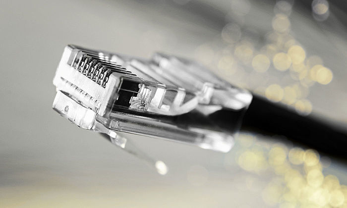 LAN-Anschluss für stabile Netzwerkverbindung