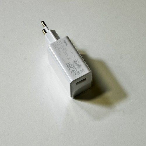 ASUS 0A001-00502800 power adapter/inverter Indoor