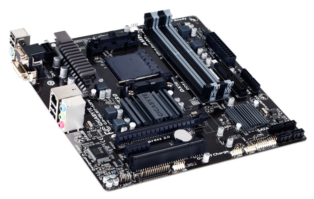 GIGABYTE GA-78LMT-S2PV motherboard AMD – image 2
