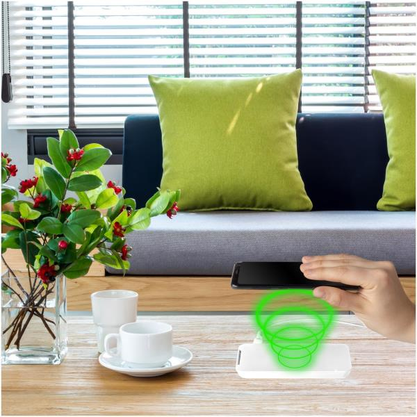 Celly WLFASTSTANDWH mobile device charger Smartphone White USB Wireless charging Indoor – image 5