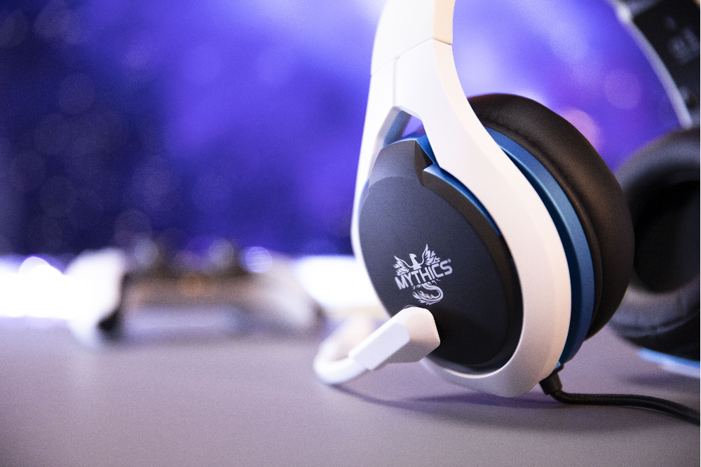 Konix Hyperion PS5 Gaming Headset – image 8