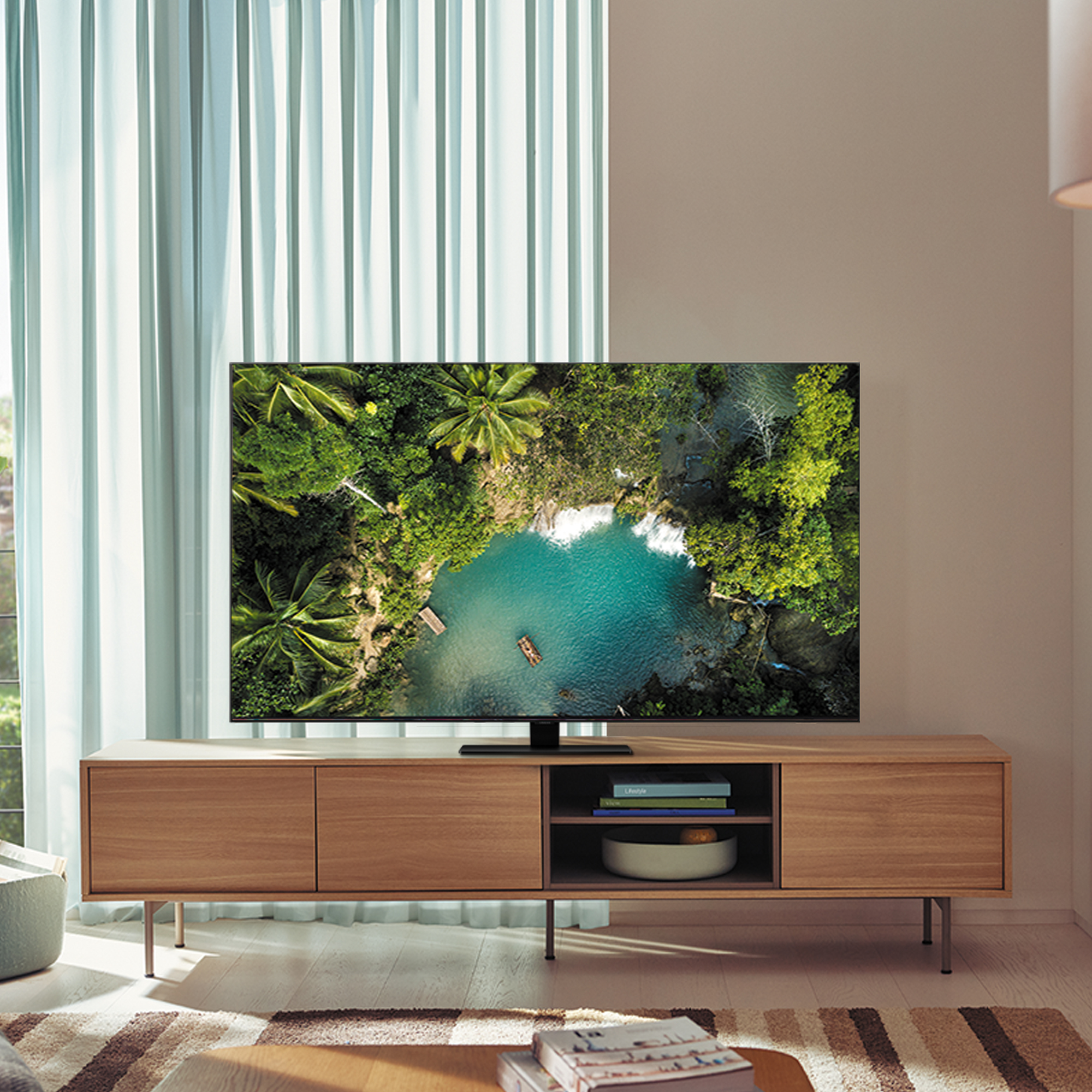 Samsung Series 8 QE75Q80B – image 5