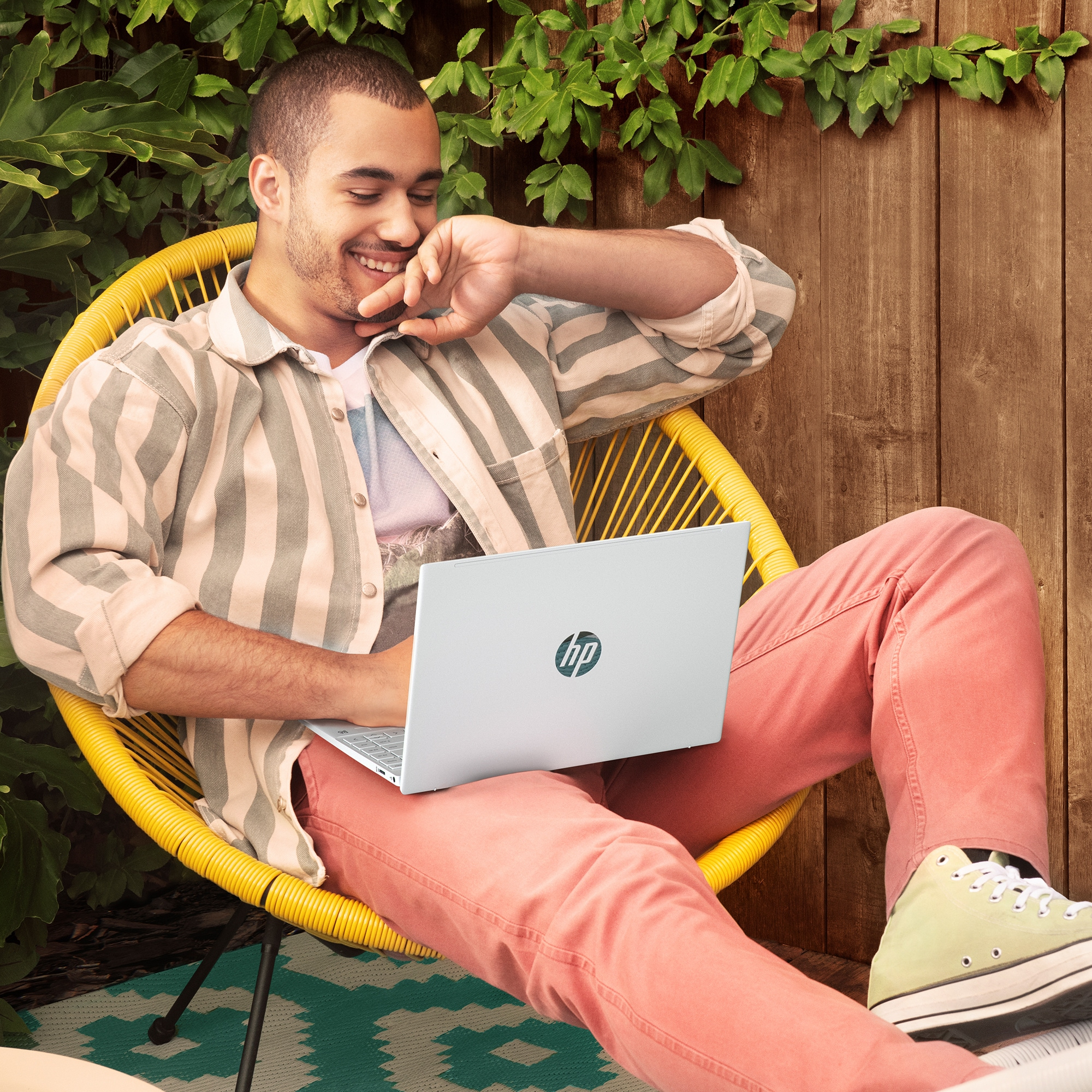 HP Pavilion Aero 13-be1008na AMD Ryzen™ 7 5625U Laptop – image 9