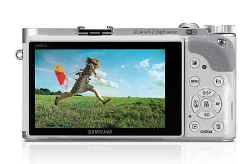 Samsung 300 + 18-55 mm – image 3