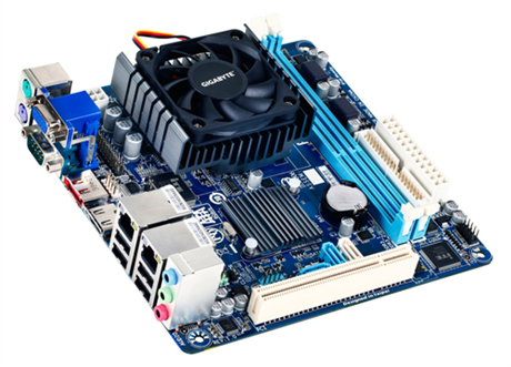 GIGABYTE GA-C1037UN motherboard Intel® NM70 Express mini ITX – image 3