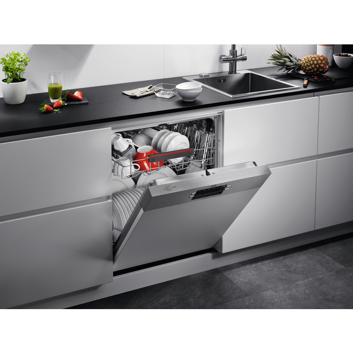 AEG FEB52637ZM Freestanding – image 3