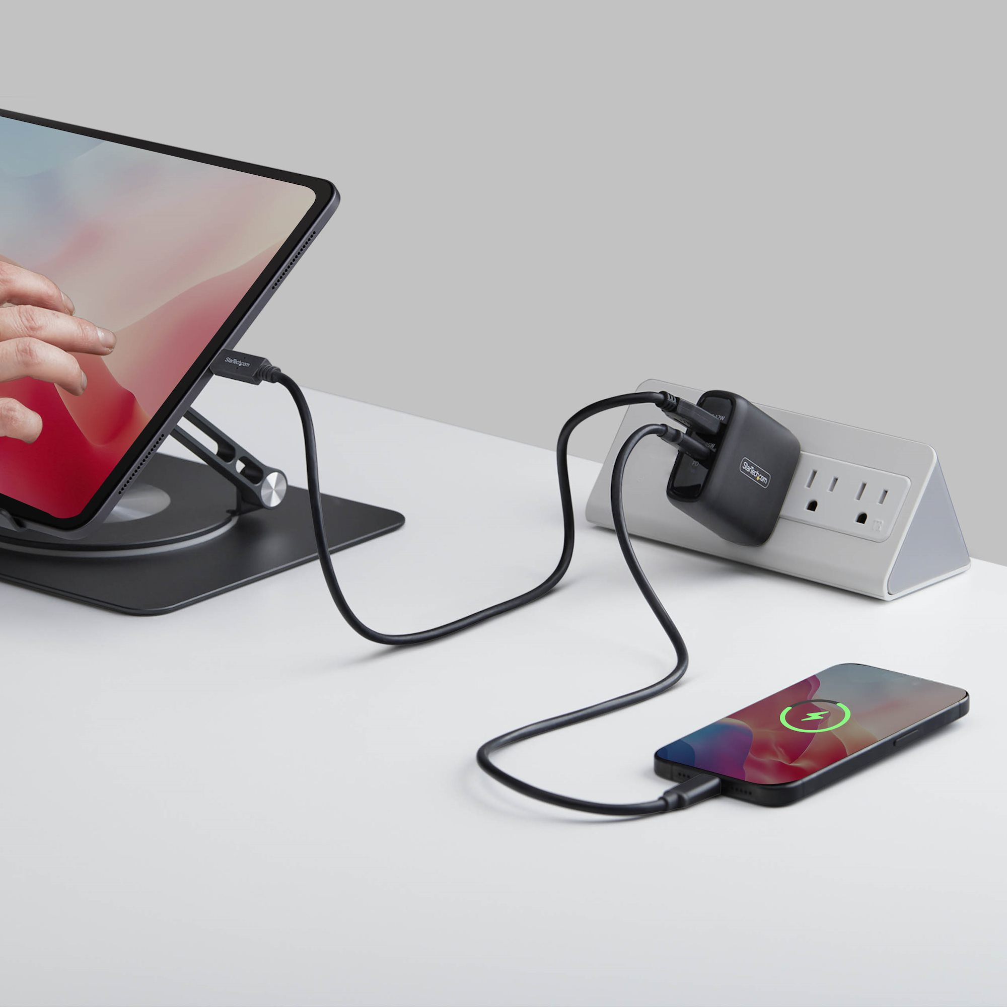 StarTech.com 37W USB-C & USB-A Wall Charger, Portable Charger with USB Power Delivery Fast Charging – image 8