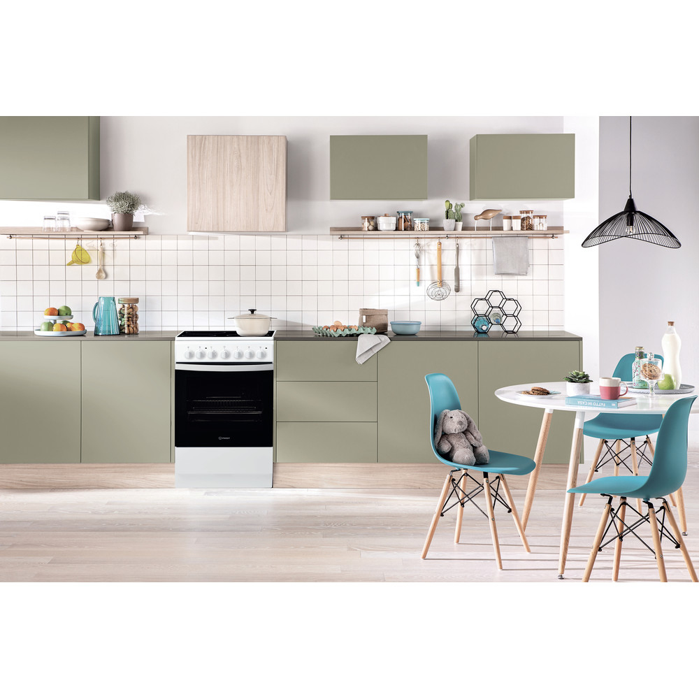 Indesit IS5V4PHW/E cooker Freestanding cooker Electric White – image 2