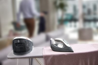 Tefal SV8020E1 steam ironing station – image 5