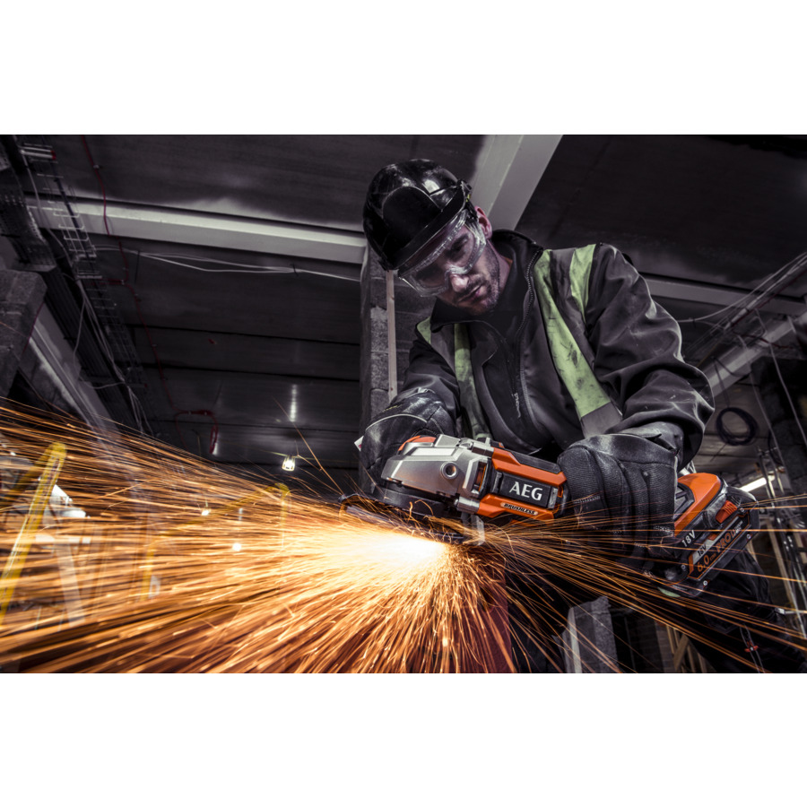 AEG 4935464419 angle grinder – image 3