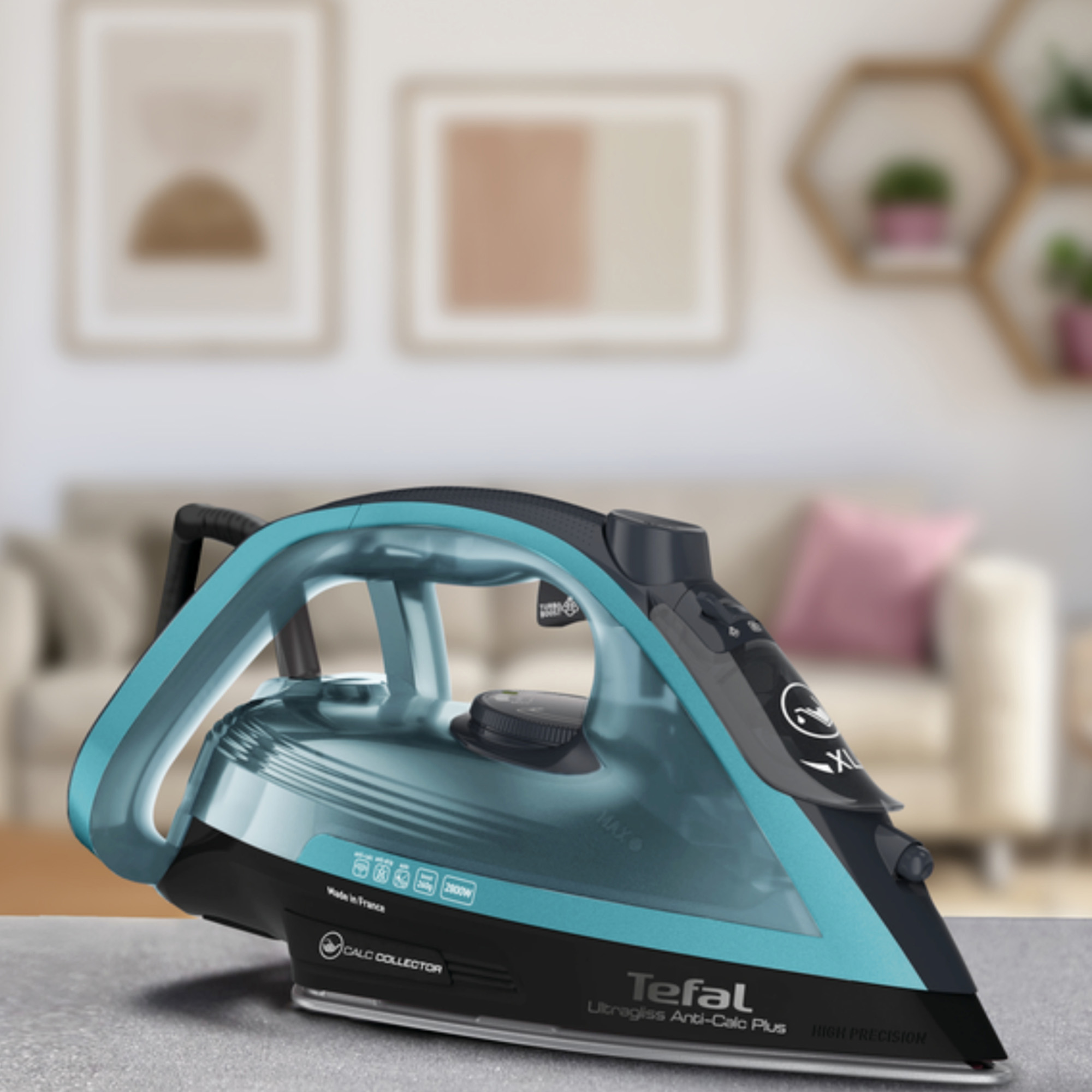 Tefal FV6848G0 iron Steam iron Durilium Airglide soleplate – image 3