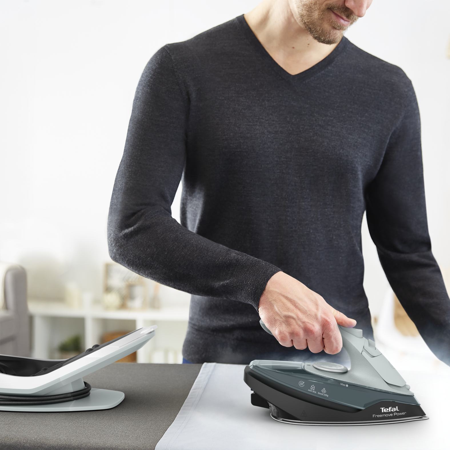 Tefal Freemove Power FV6670E0 iron Dry & Steam iron – image 3