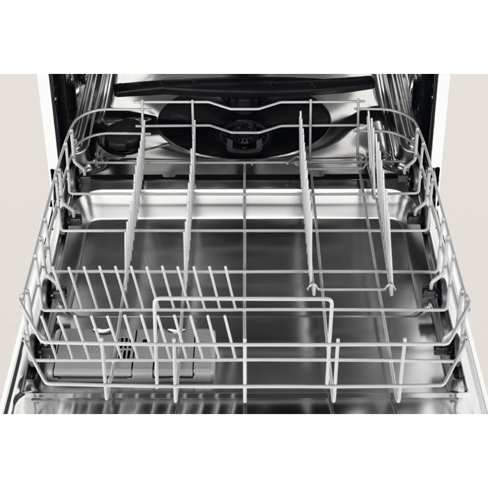 Electrolux ESF5511LOW Freestanding 13 place settings – image 2