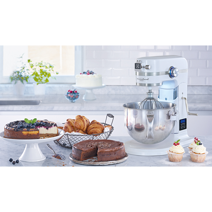 Electrolux EKM6100 food processor – image 4