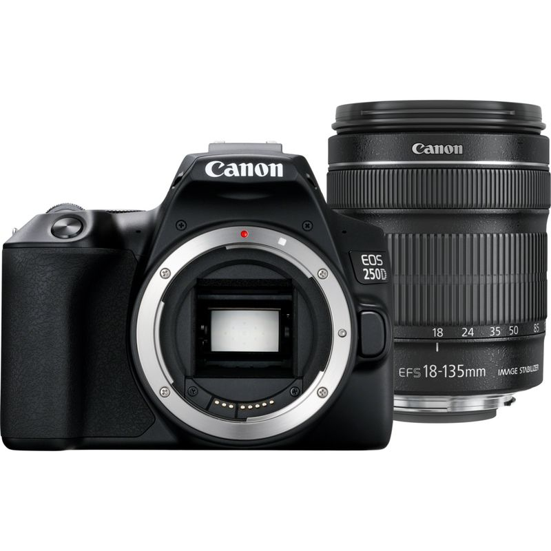 Canon 250D + EF-S 18-135mm IS STM