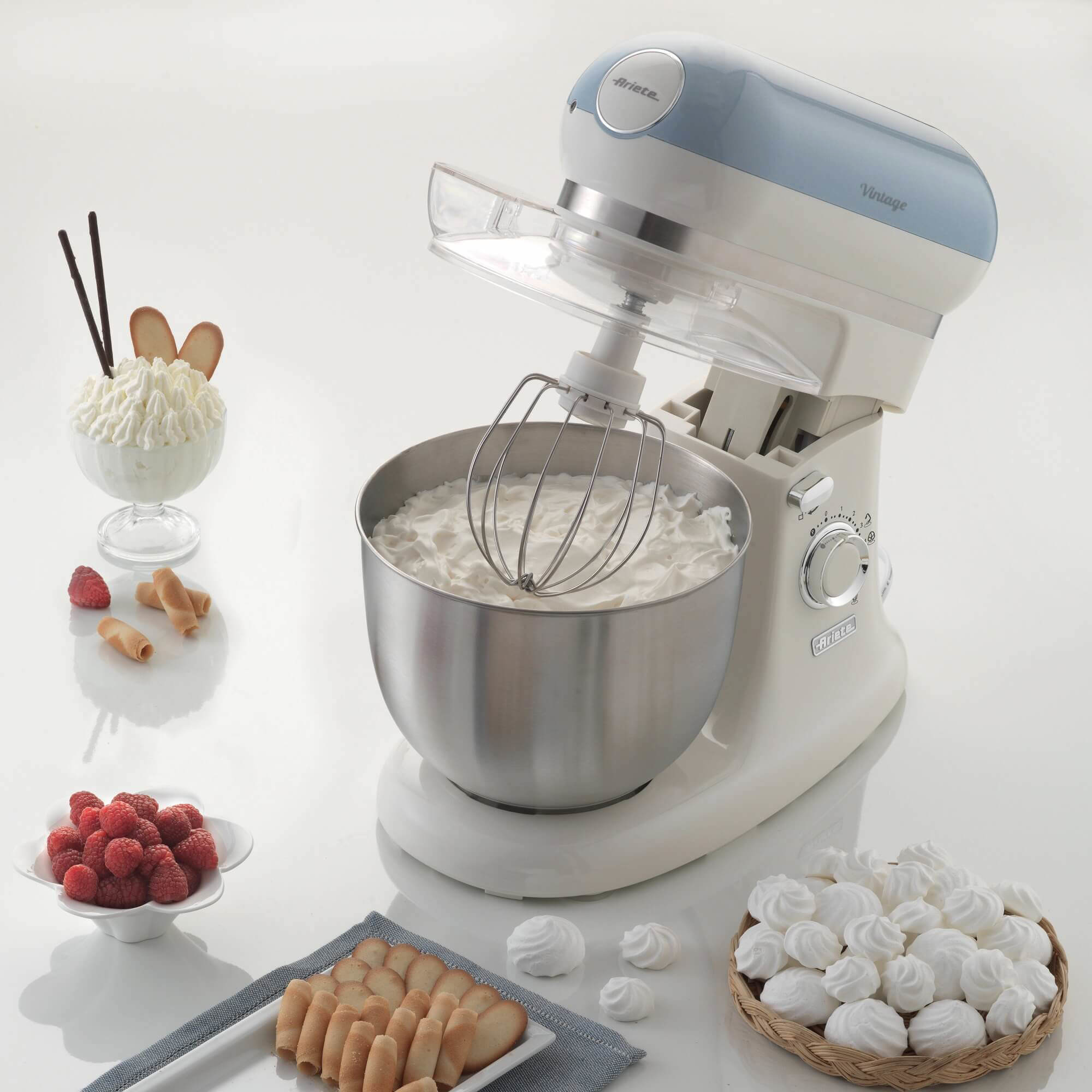 Ariete 1588 Vintage Mixer, Planetary Mixer for bread, pizza, cakes and pastries,5.5 L Capacity, 7 speeds, 2400 Watts, Pastel Blue – image 7