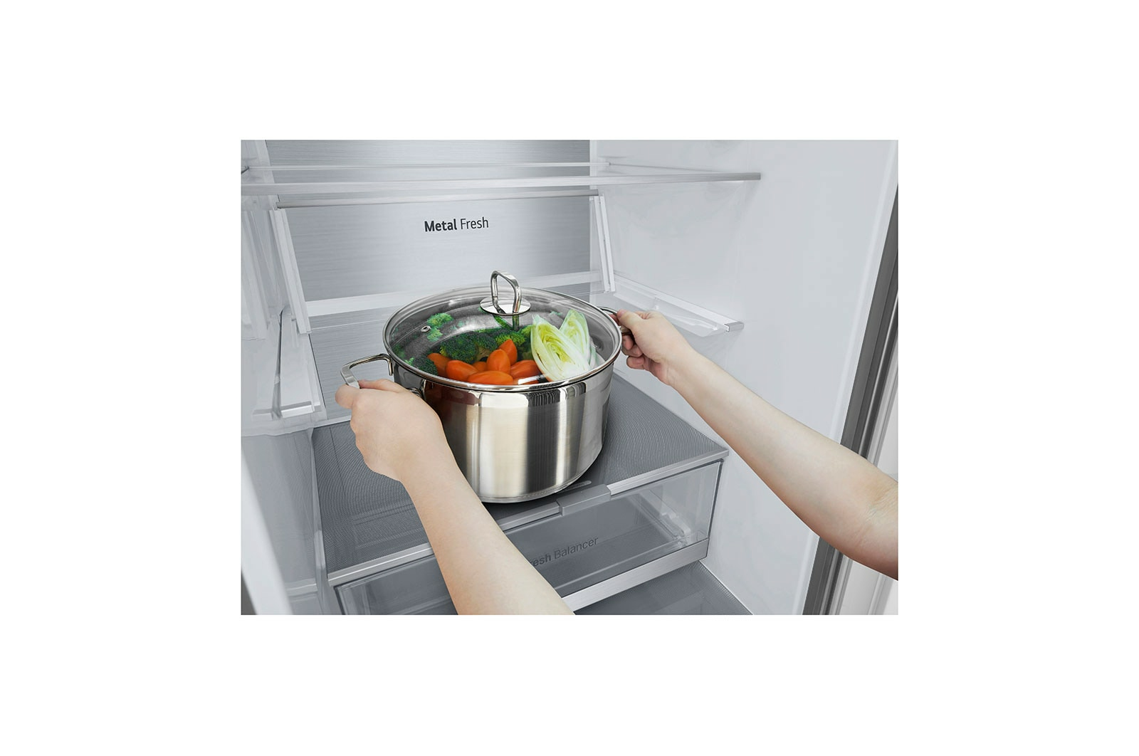 LG GBV7280BPY combi-fridge Freestanding – image 9