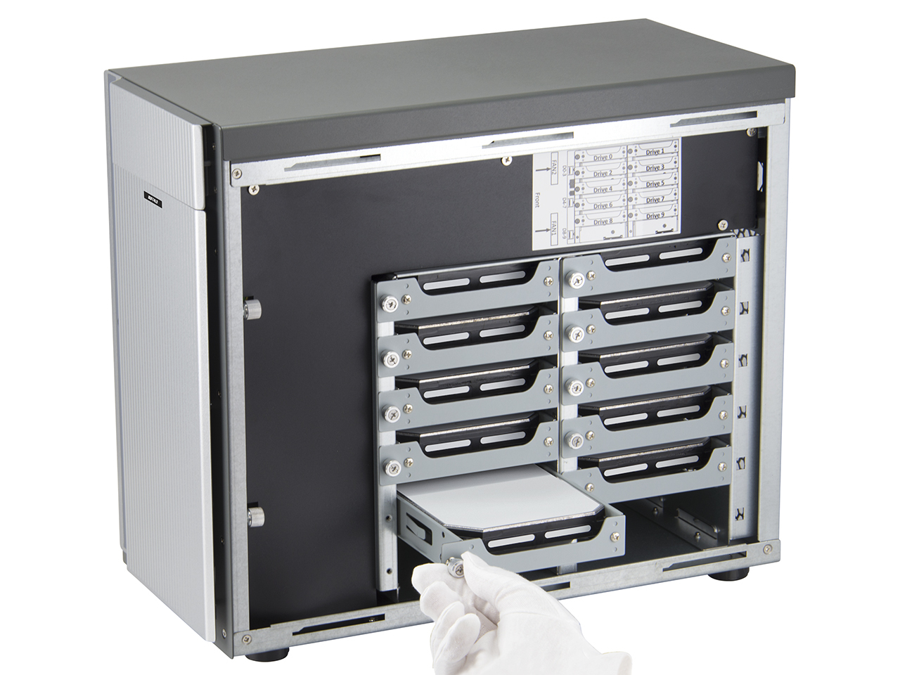 Buffalo DriveStation HD-DN040T/R6 disk array – image 8