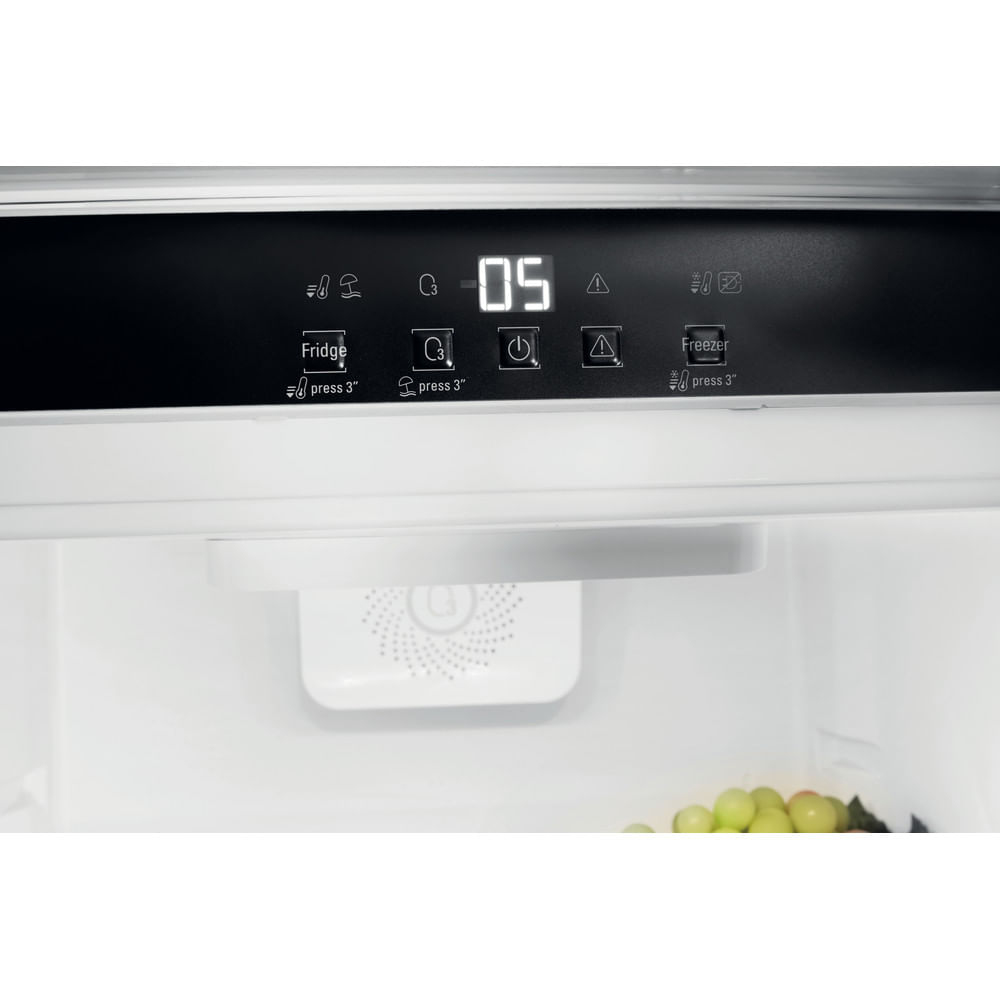 Hotpoint HM 7030 E C AA O3.1 – image 5