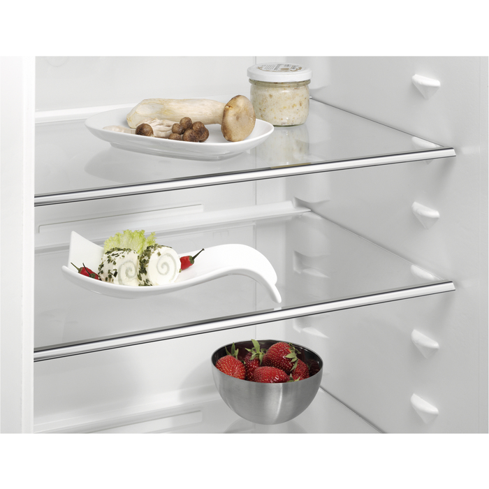 AEG SKE688E1AF fridge Built-in – image 4