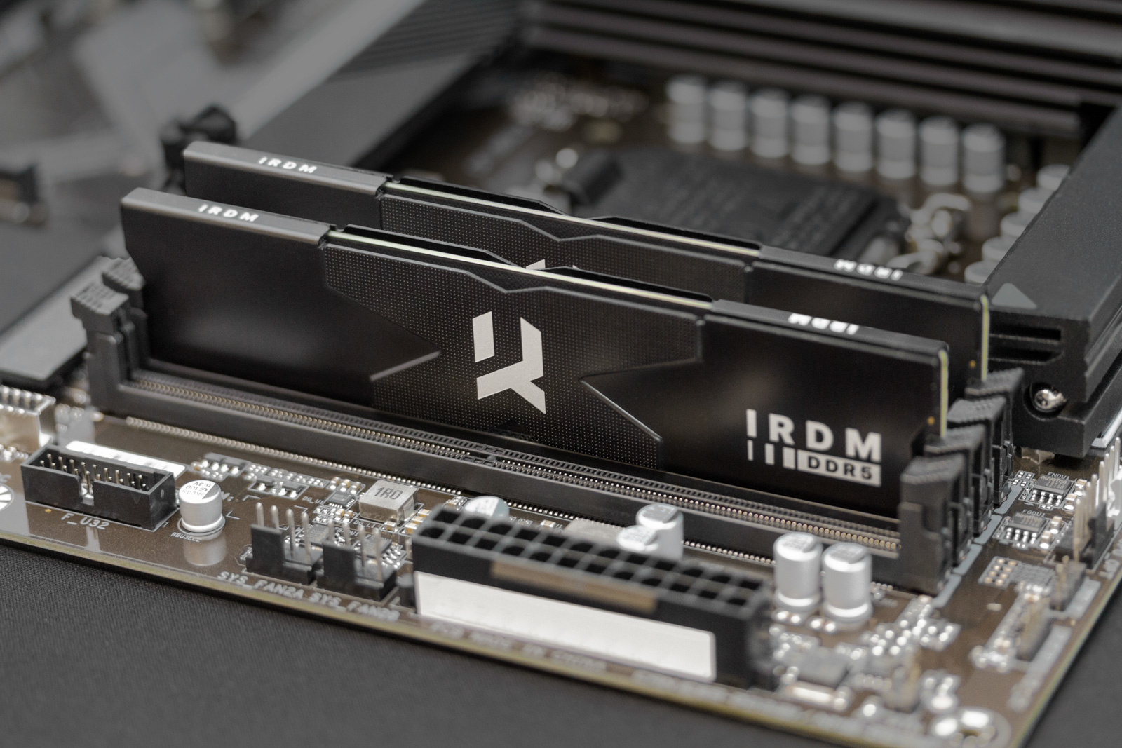 Goodram IRDM DDR5 IR-5600D564L36/32G – image 6
