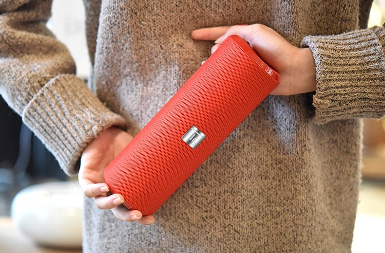 Techly Portable Bluetooth Tube Speaker with FM Radio MicroSD Reader USB – image 8