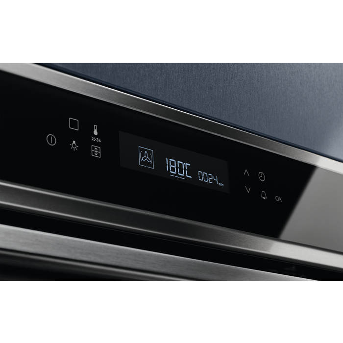 Electrolux EOE7P31X 72 L 3480 W Black, Stainless steel – image 2