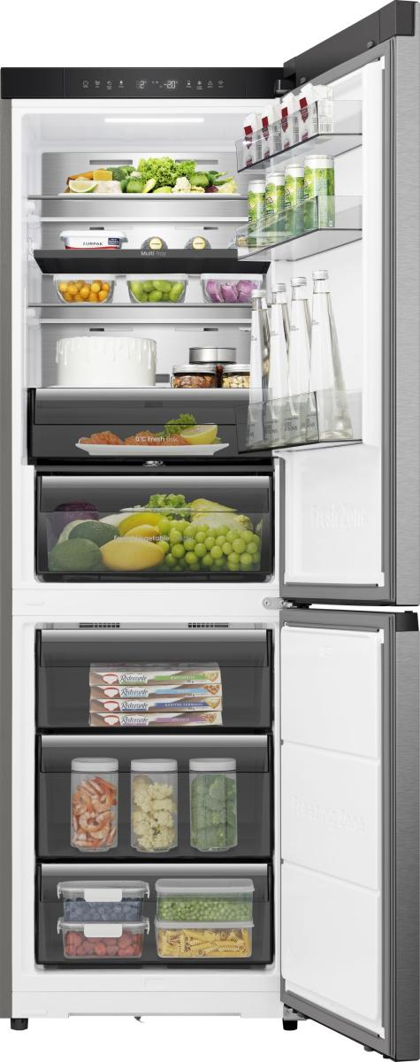 Hisense Freestanding fridge freezer with – image 2