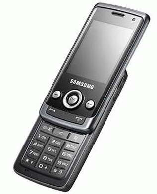 Samsung J800 5.59 cm (2.2") 100 g – image 1