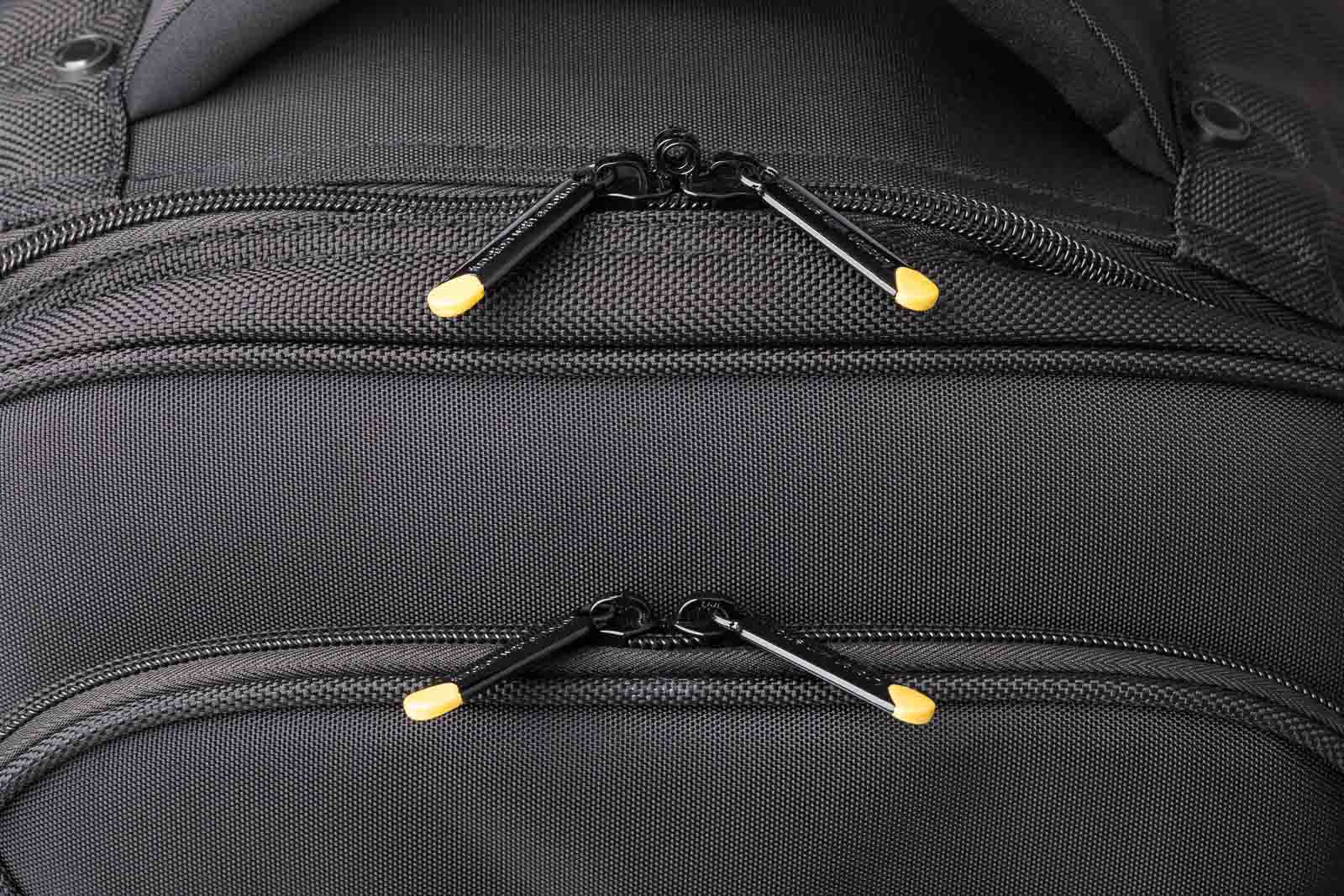 Techair TAN3710v4e 15-16” Eco Rolling Backpack. – image 6