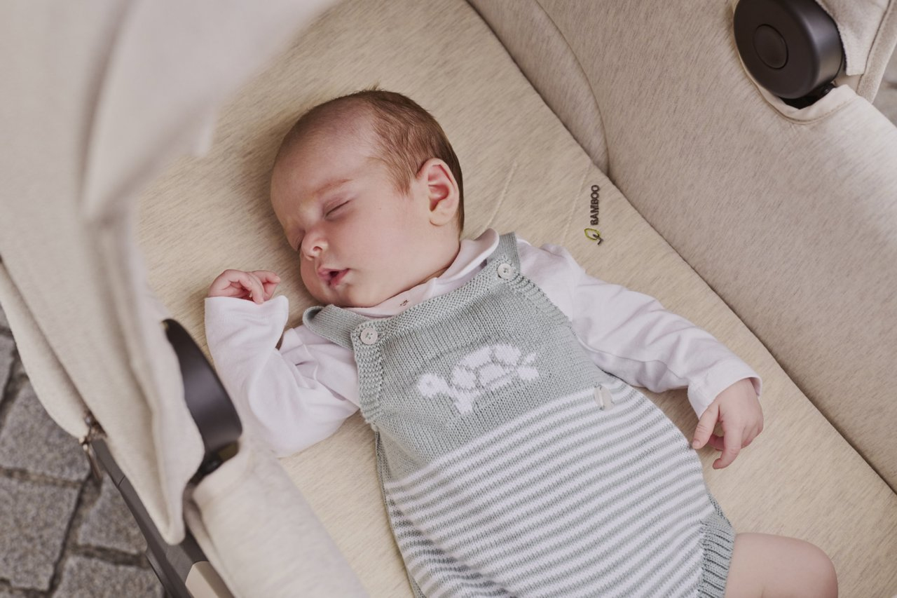 Resim Bellagio Geleneksel Bebek Arabası, 1 Koltuk, Amber