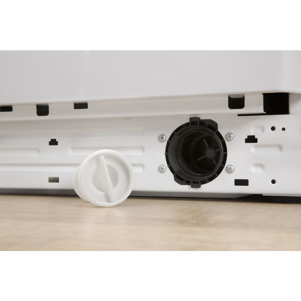 Indesit BWE 81683X WKKK CH – image 3