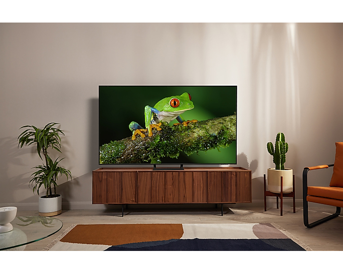 Samsung GQ55Q70BATXZG TV – image 8