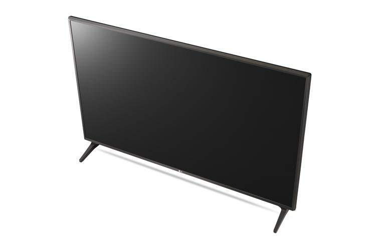 LG 24LV570M hospitality TV – image 7