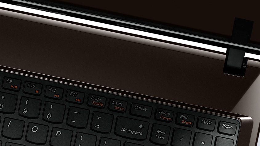 Lenovo IdeaPad G585G AMD E E1-1200 Laptop – image 3