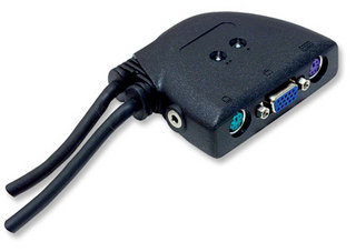 Intellinet 172127 KVM switch – image 2