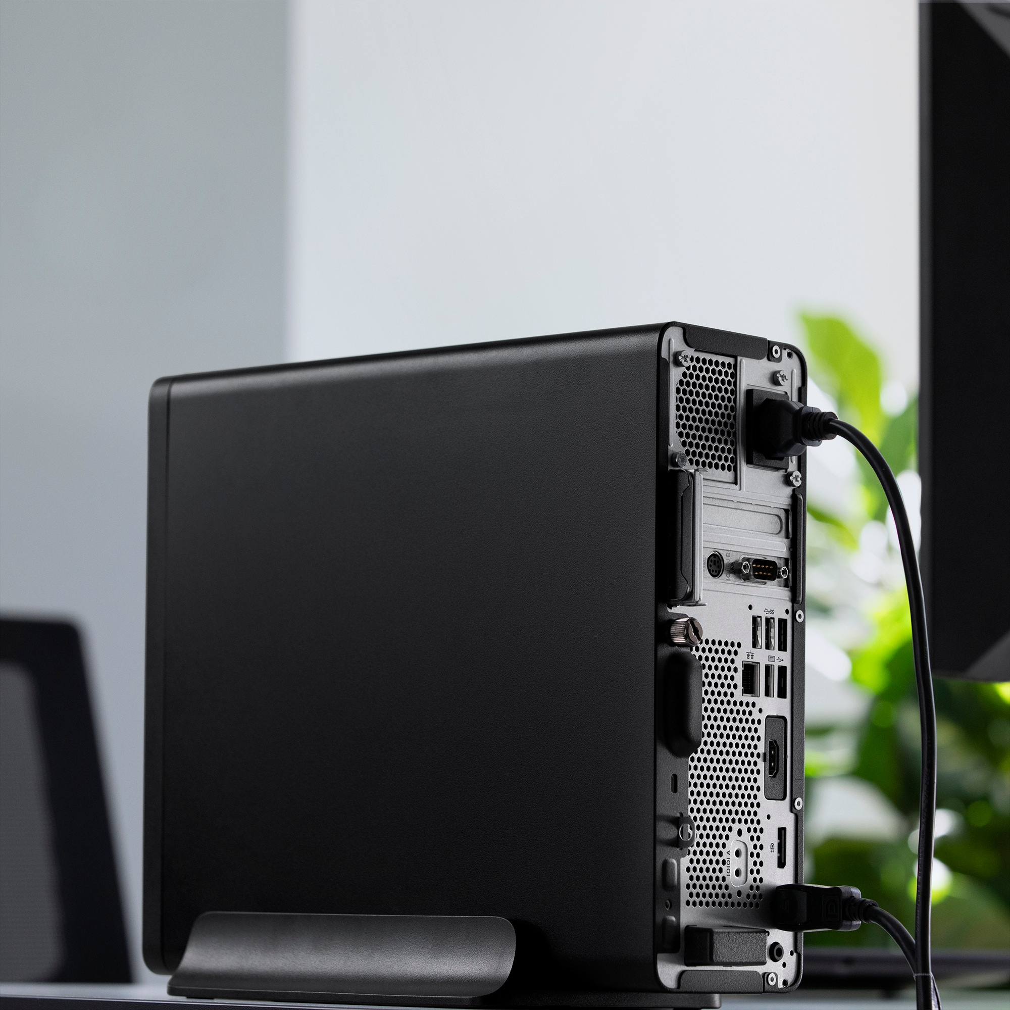 HP ProDesk 405 G8 AMD Ryzen™ 3 5300G 8 GB DDR4-SDRAM 256 GB SSD Windows 10 Pro SFF PC Black image 5